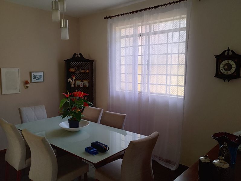 Cód: 11 - Casa á Venda no Bairro Nova Granada - BH - MG