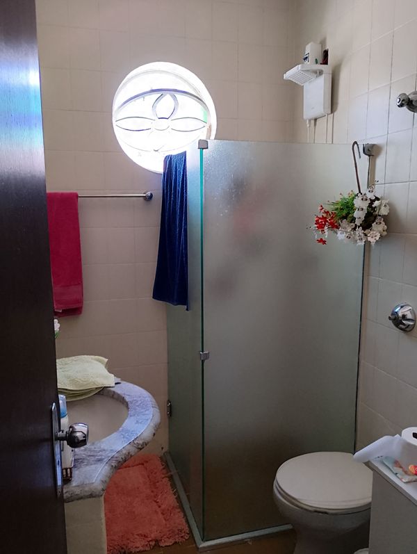 Cód: 11 - Casa á Venda no Bairro Nova Granada - BH - MG