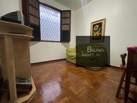 Cód.: 62 - CASA Á VENDA NO BAIRRO NOVA GRANADA - BH - MG.