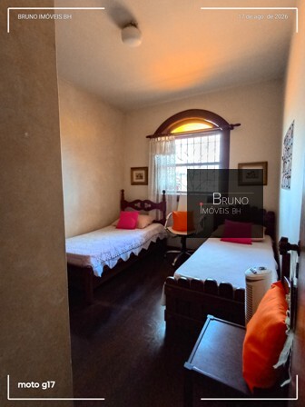 Cód.: 65 - CASA Á VENDA NO BAIRRO SANTA AMÉLIA - BH- MG