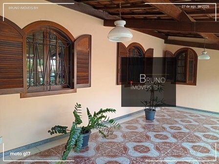 Cód.: 64 - CASA Á VENDA NO BAIRRO SANTA AMÉLIA - BH- MG
