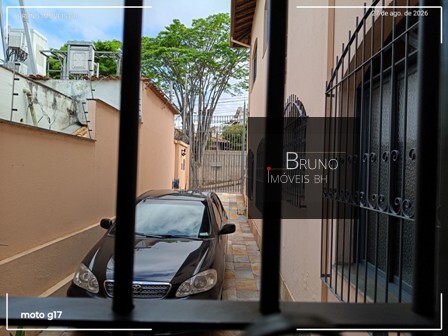 Cód.: 64 - CASA Á VENDA NO BAIRRO SANTA AMÉLIA - BH- MG