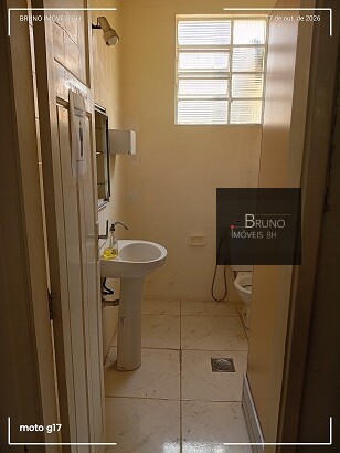 Cód.: 68 - CASA COMERCIAL (ENORME)   COM LOJA NA  AV.  CONTORNO EM BH  !!!